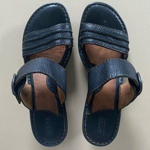 Born Black Buckle Wedge Sandals 9